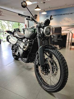 TRIUMPH BONNEVILLE SCRAMBLER 1200 X TRIUMPH BONNEVILLE SCRAMBLER 1200 X